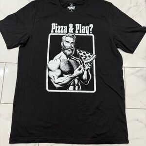 New Hunky Tops "Pizza & Play?" Graphic‎ Tee Size L